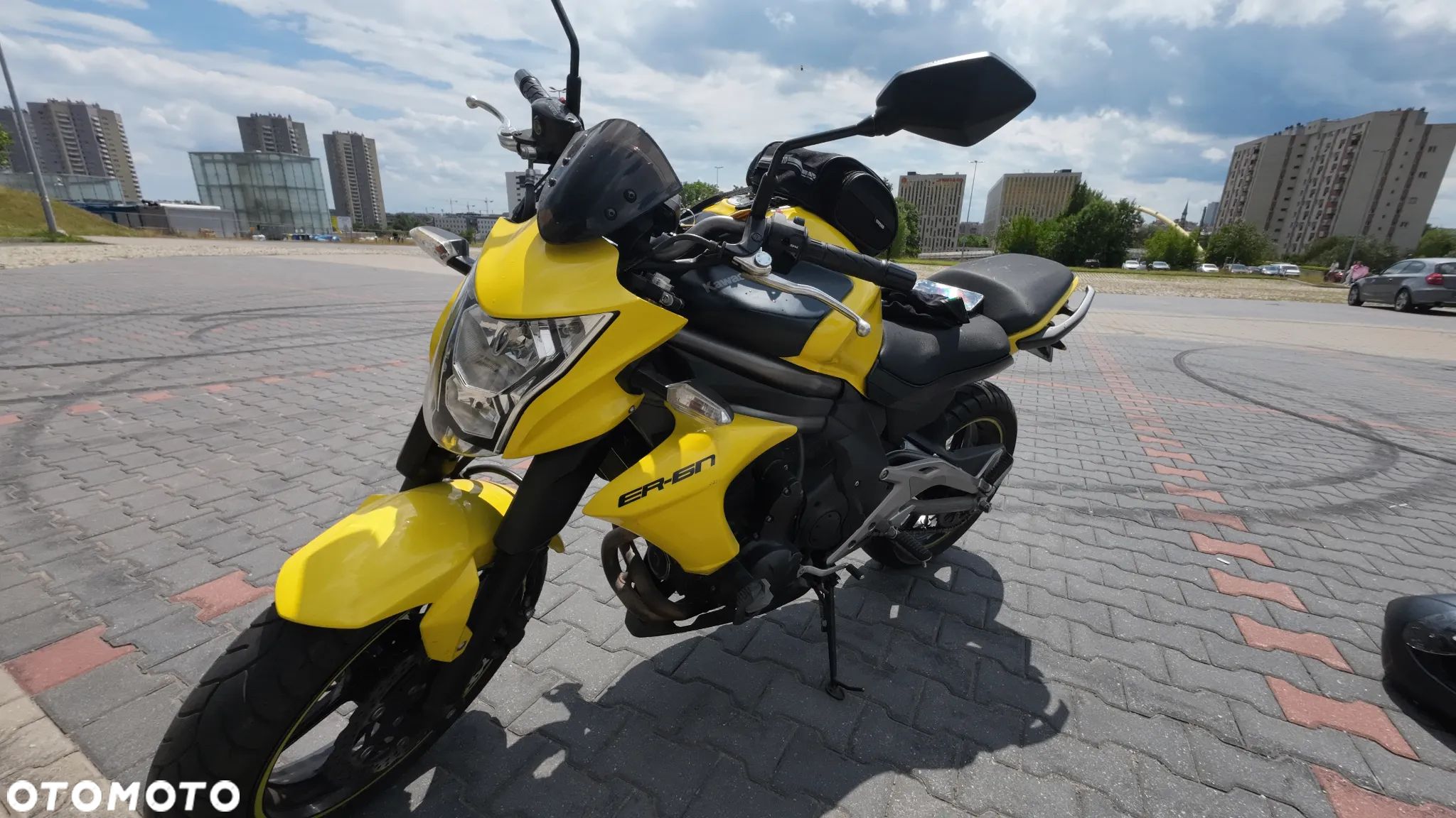 Kawasaki ER - 1