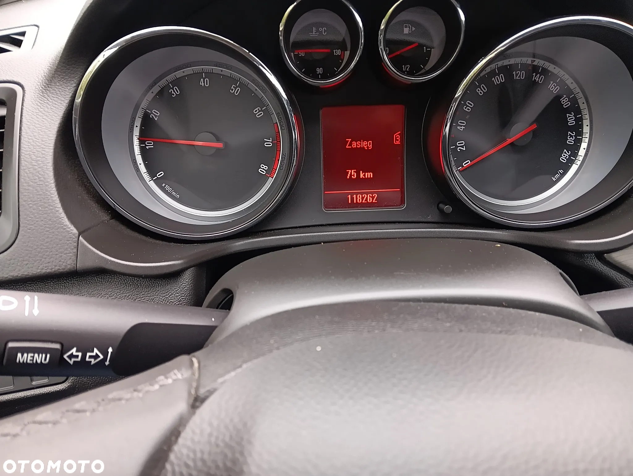 Opel Insignia 1.6 Turbo Edition - 9