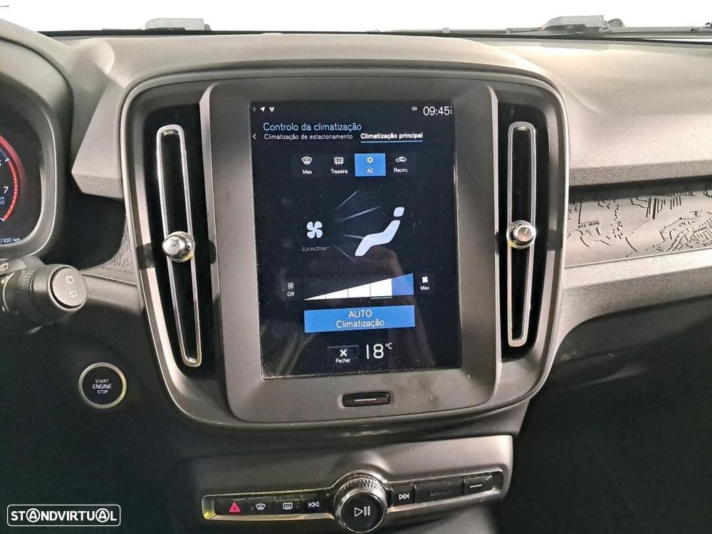 Volvo XC 40 1.5 T2 Momentum Core Geartronic - 8