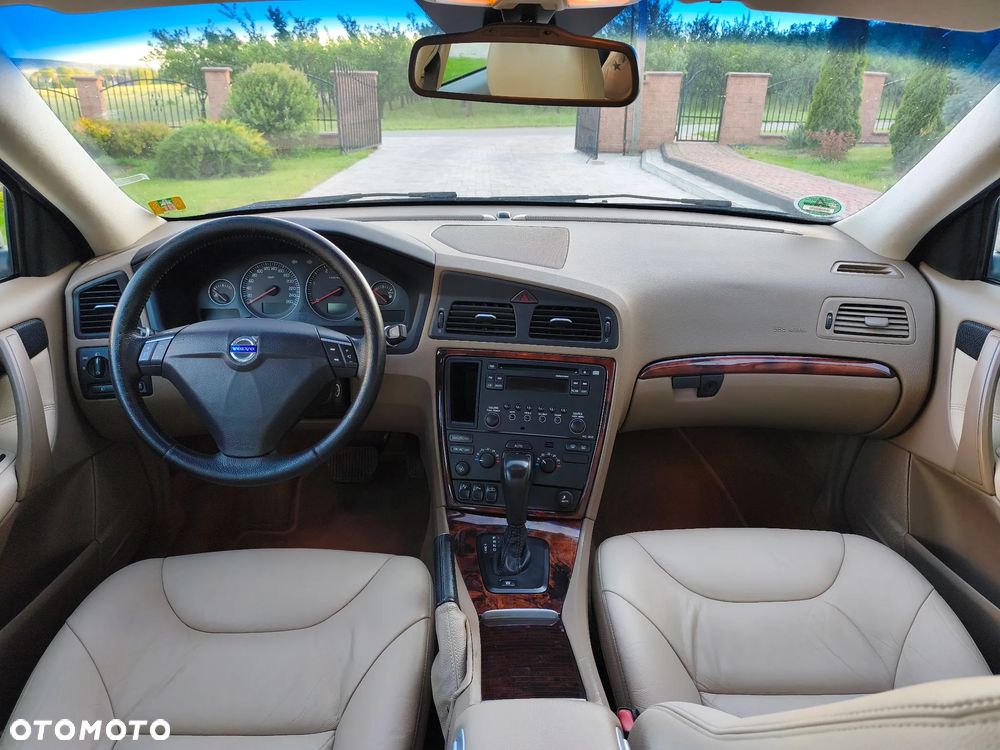 Volvo S60 2.4D Kinetic - 24