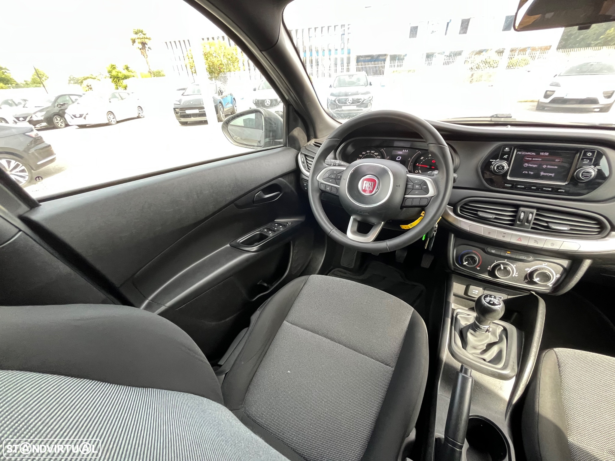 Fiat Tipo Station Wagon 1.3 M-Jet Street - 42