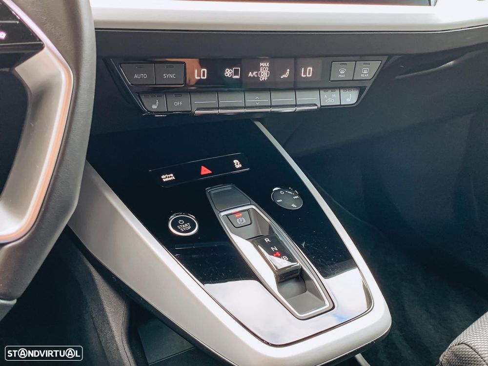 Audi Q4 e-tron 40 82 kWH - 12