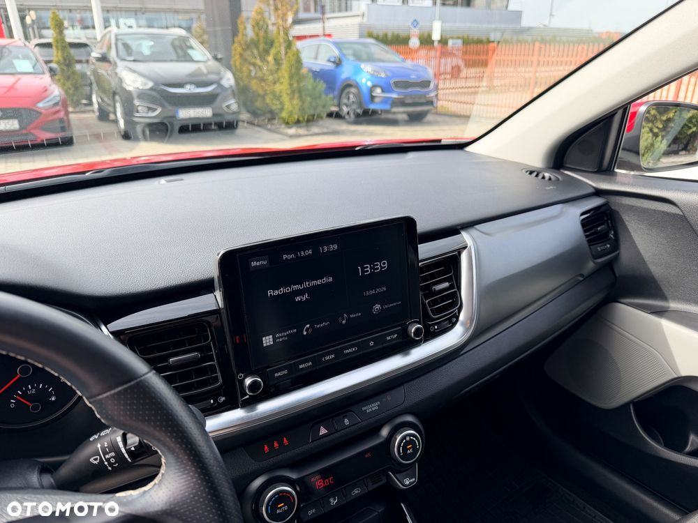 Kia Stonic 1.2 L - 19