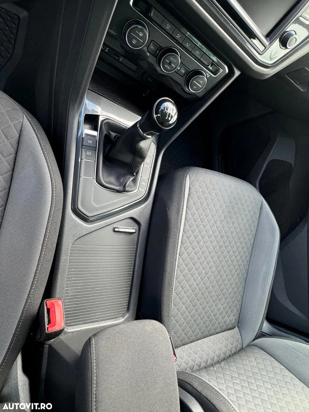 Volkswagen Tiguan 2.0 TDI SCR (BlueMotion Technology) Comfortline - 22