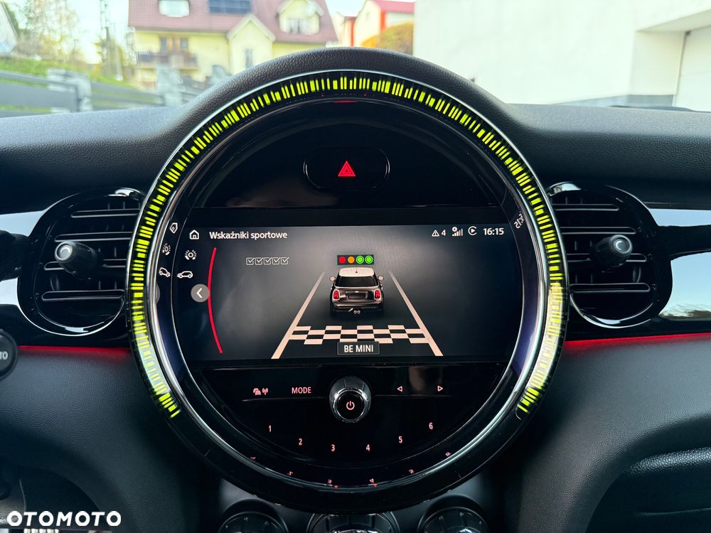 MINI Cooper John Works Trim - 21