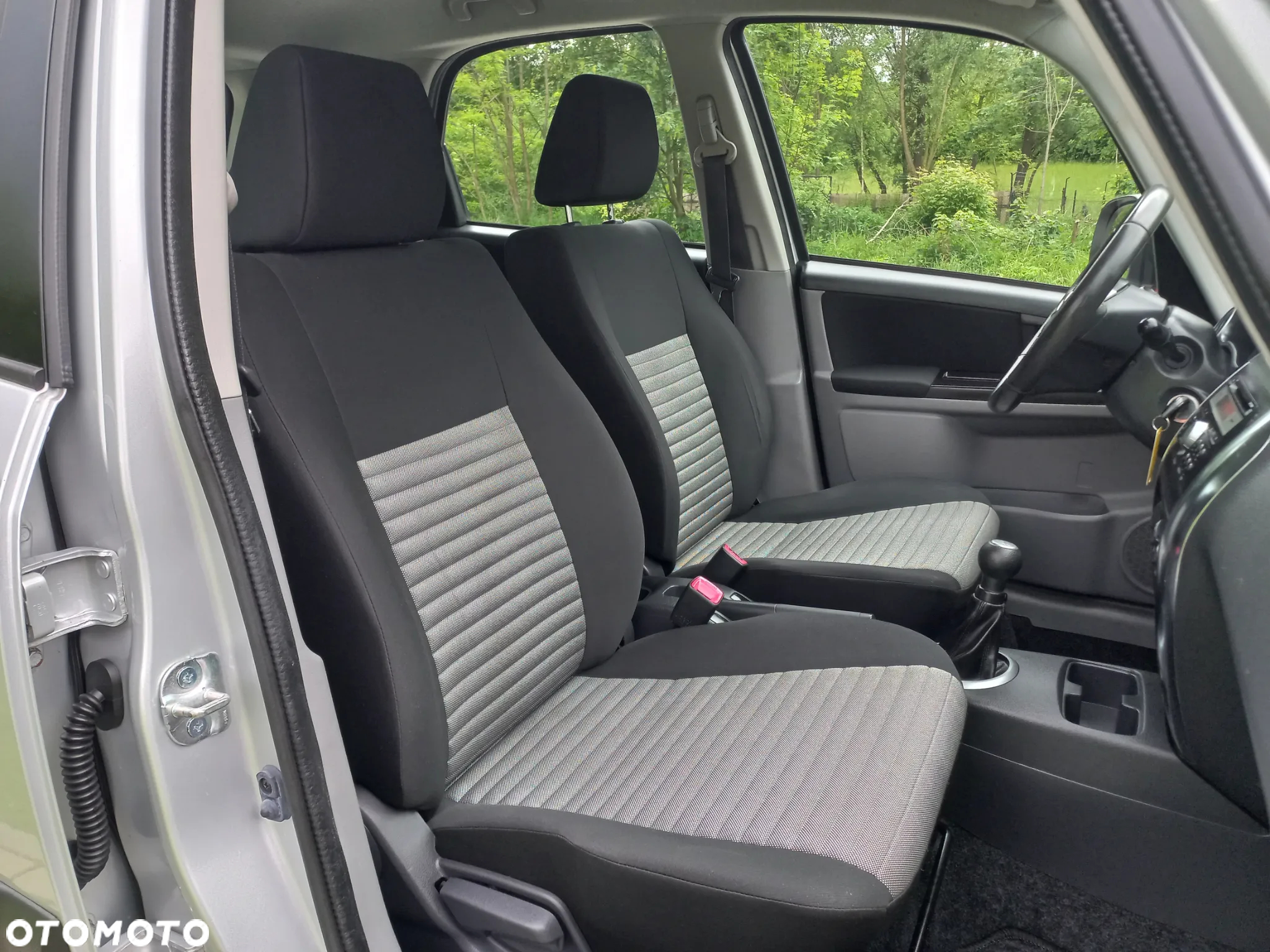 Suzuki SX4 1.6 Comfort - 17