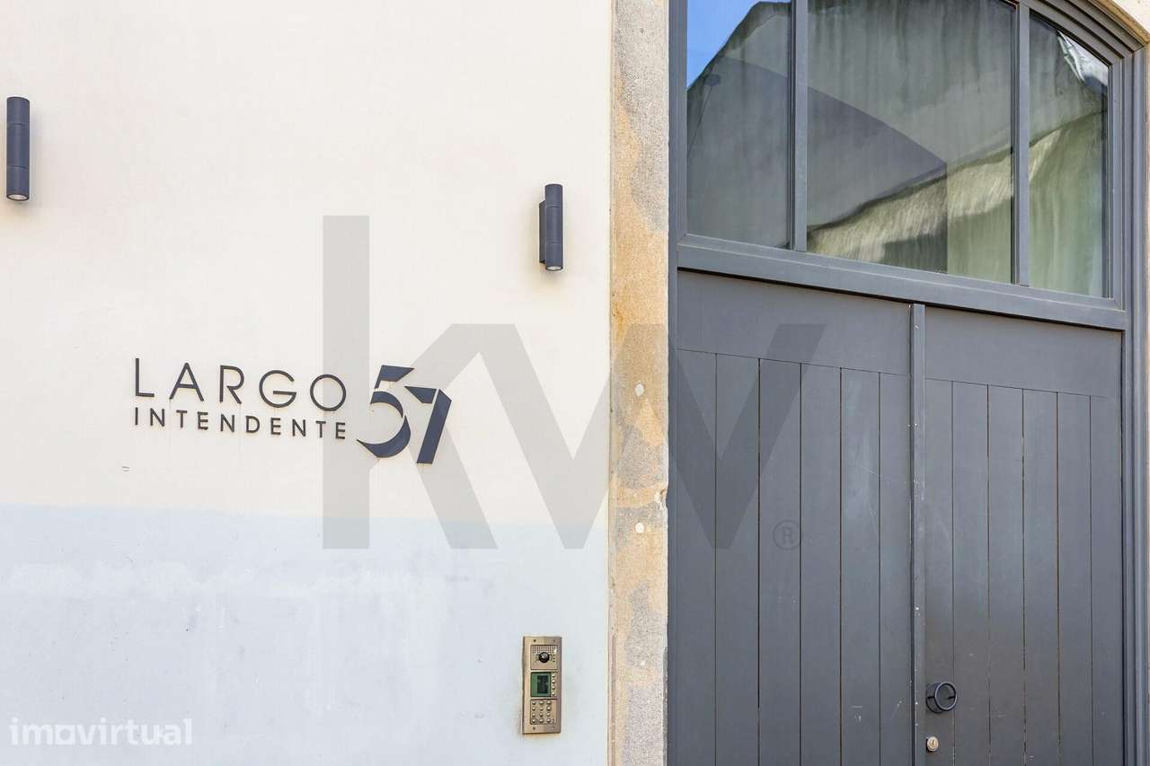 Apartamento T2 - INTENDENTE - Oportunidade de Investir ou viver  no Co - Grande imagem: 3/33