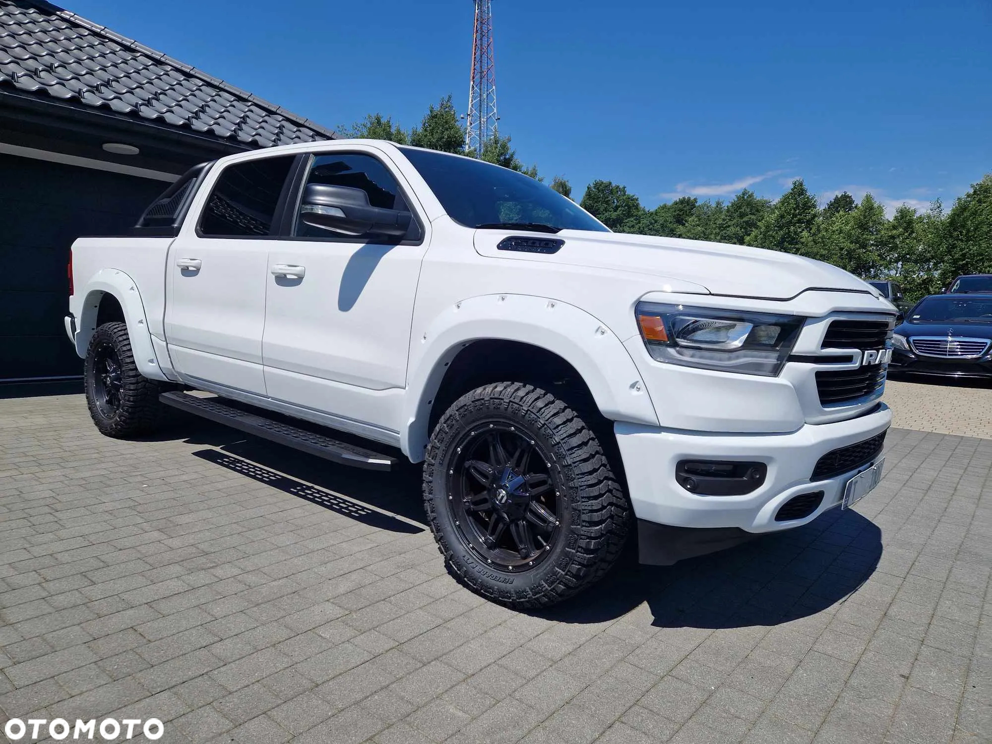 Dodge RAM 1500 5.7 4x4 - 10