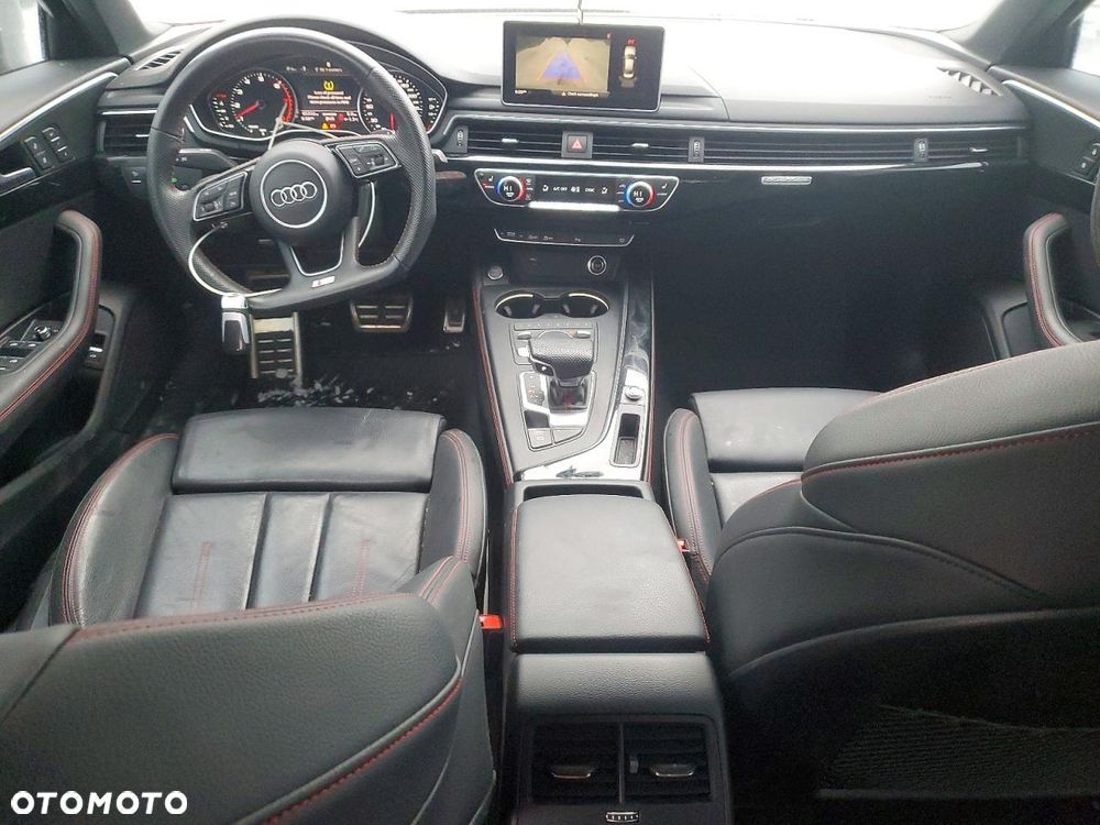 Audi A4 Limousine - 7