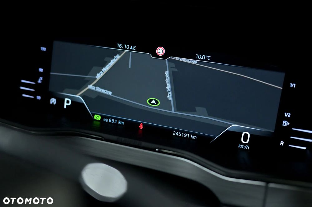 Skoda Superb 2.0 TDI SCR 4x4 Style DSG - 16