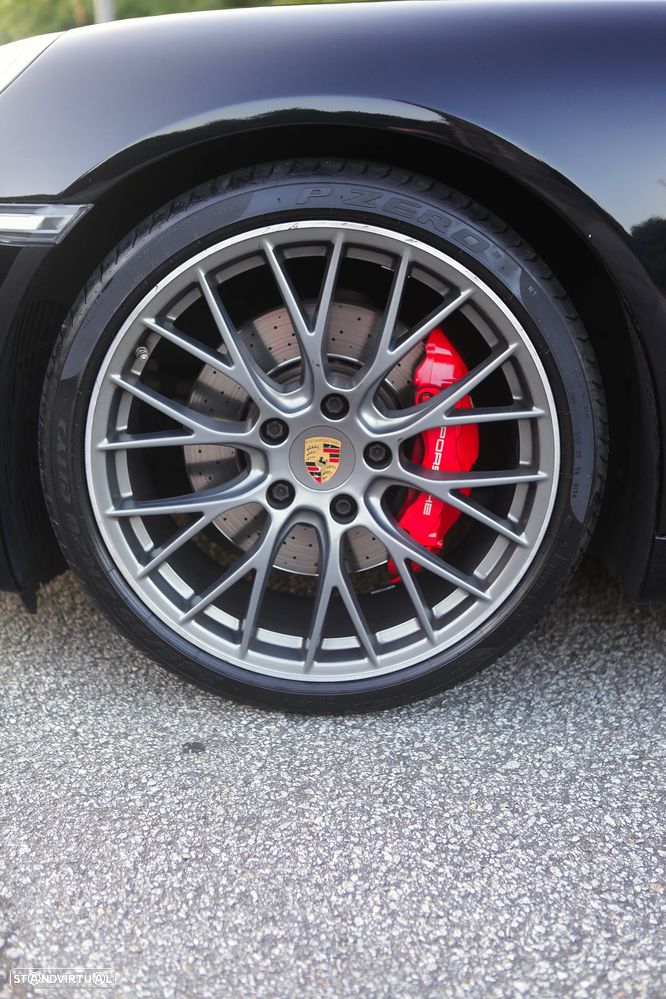 Porsche 911 Série F - 19