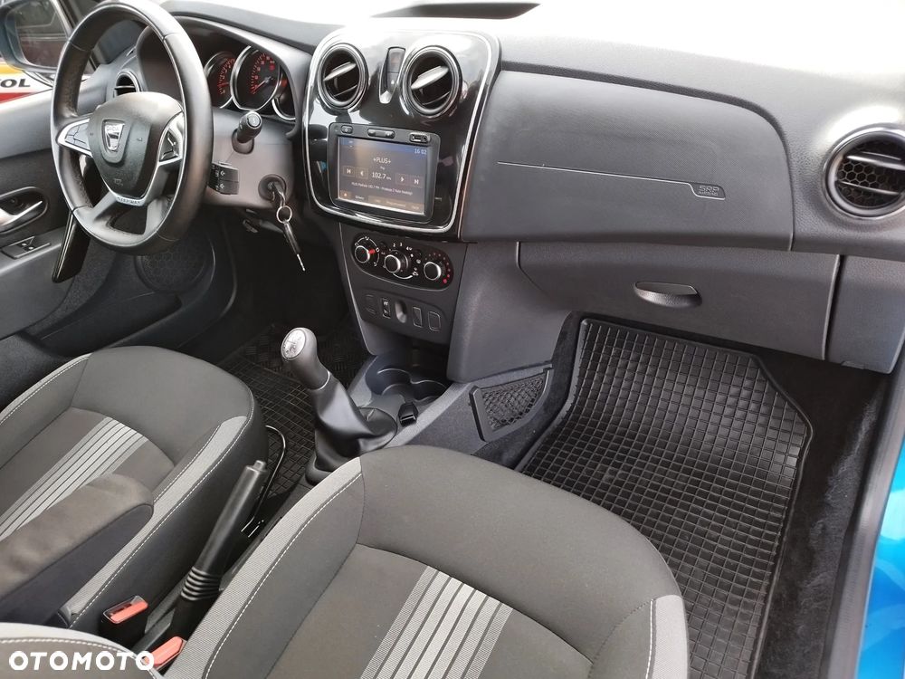 Dacia Sandero 0.9 TCe Laureate S&S EU6 - 15