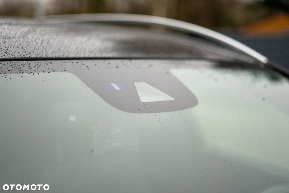 Mercedes-Benz Klasa E - 19