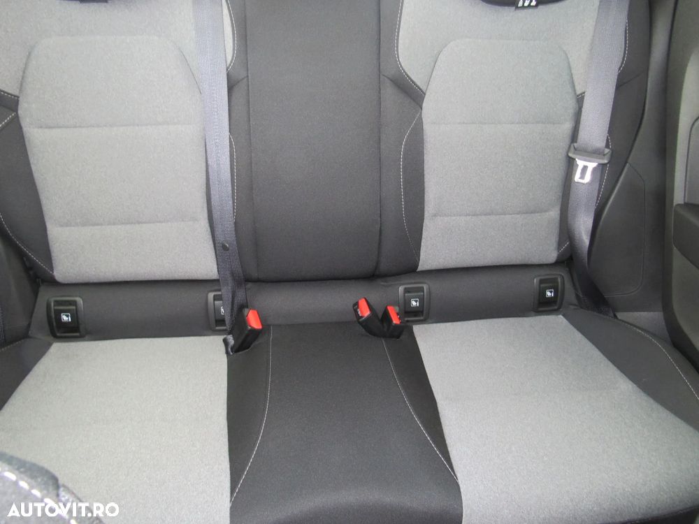 Renault Clio - 14