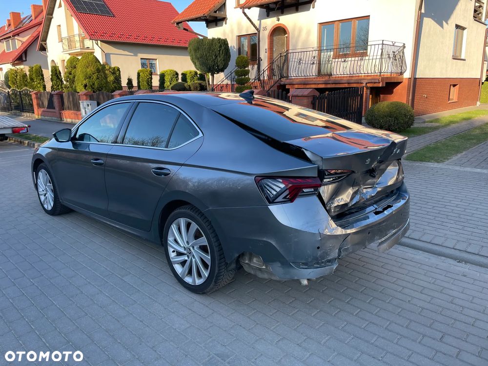 Skoda Octavia 2.0 TDI 4x4 Style DSG - 3