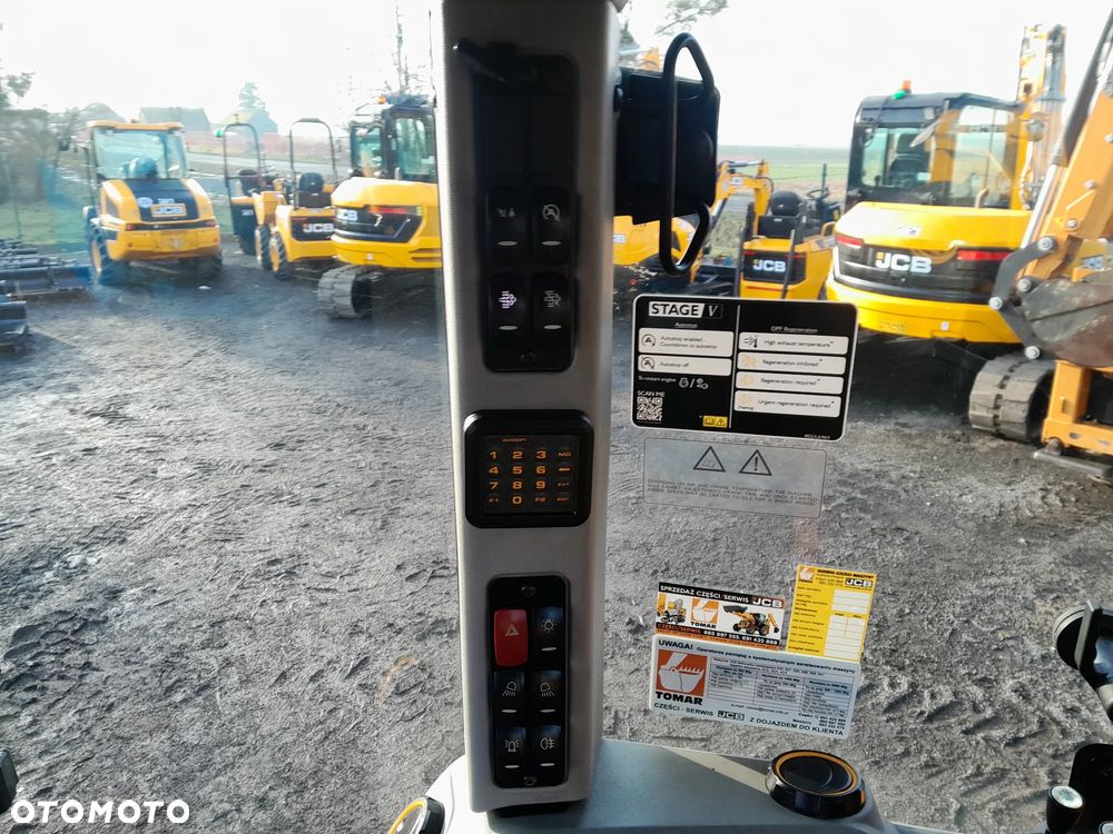 JCB 3CX COMPACT 2022R - 22