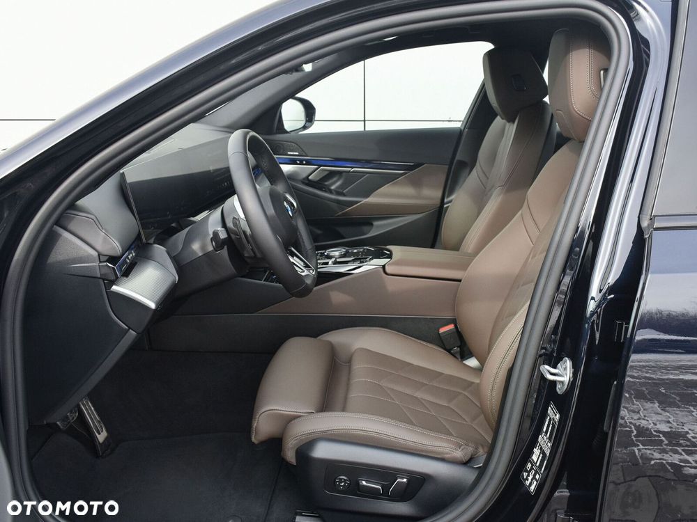 BMW Seria 5 - 21