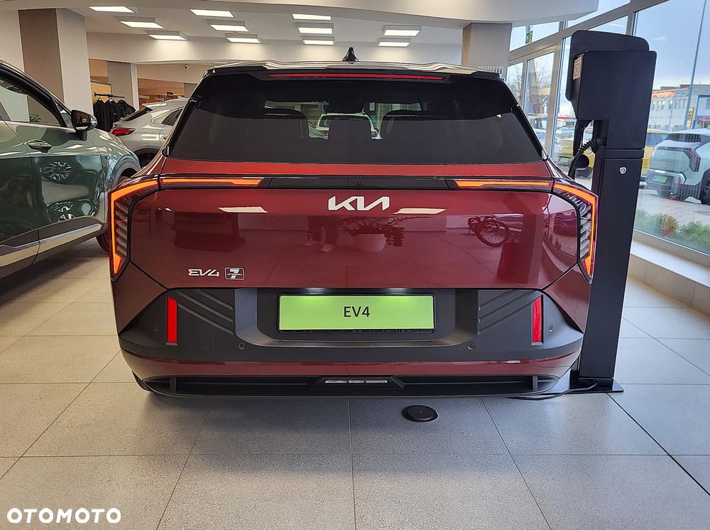 Kia EV4 - 4