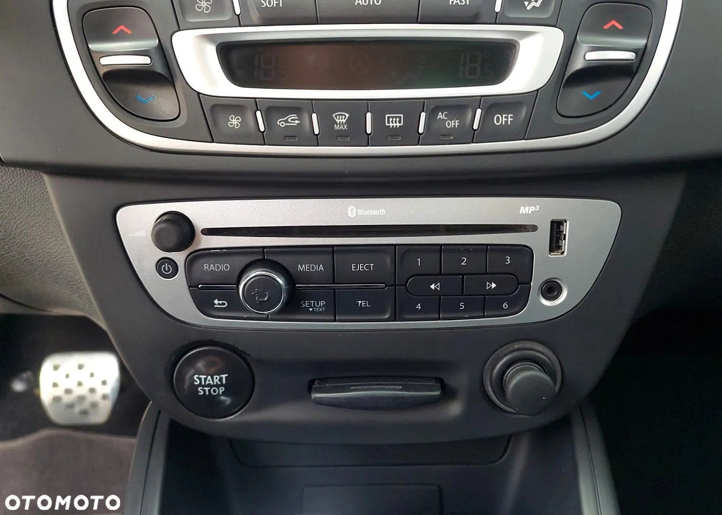 Renault Megane 1.6 dCi Energy Limited EU6 - 24