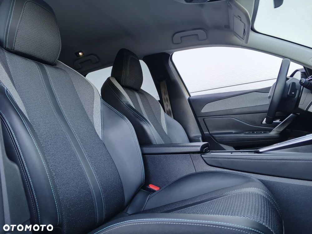 Peugeot 308 BlueHDi 130 EAT6 Stop & Start Active Business-Paket - 35