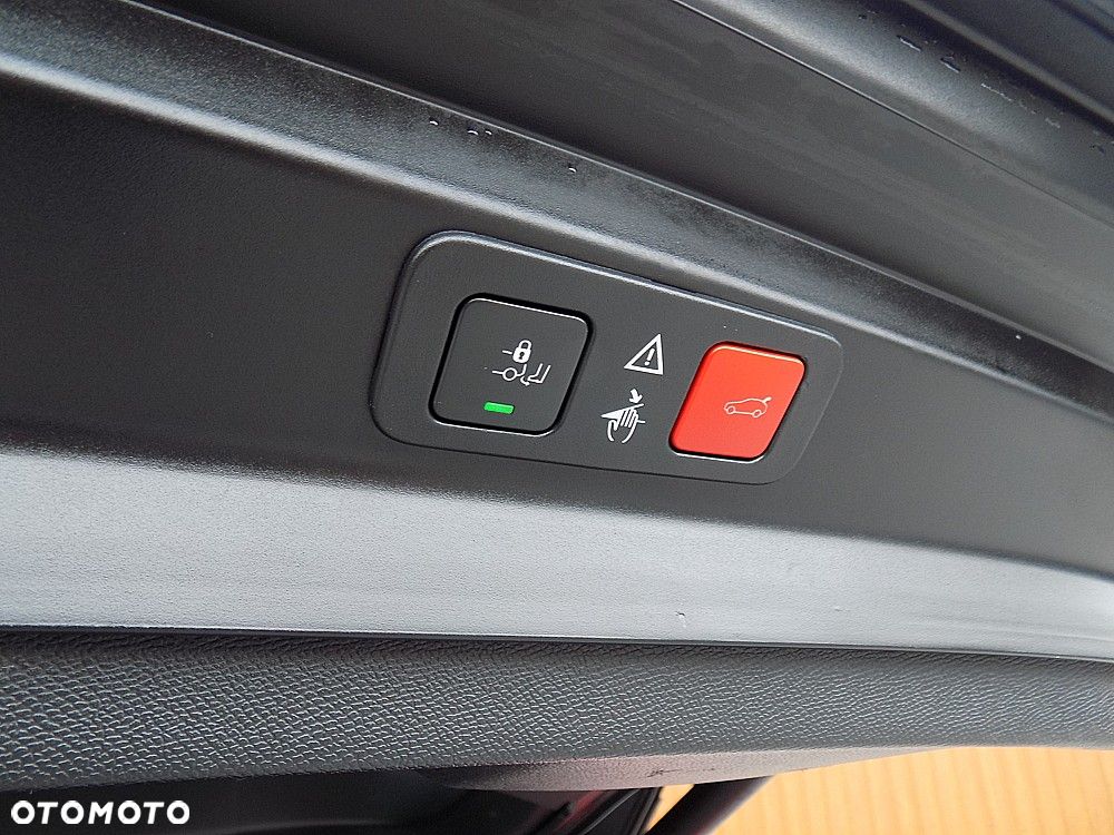 Peugeot 5008 1.6 PureTech GT Pack S&S EAT8 - 22