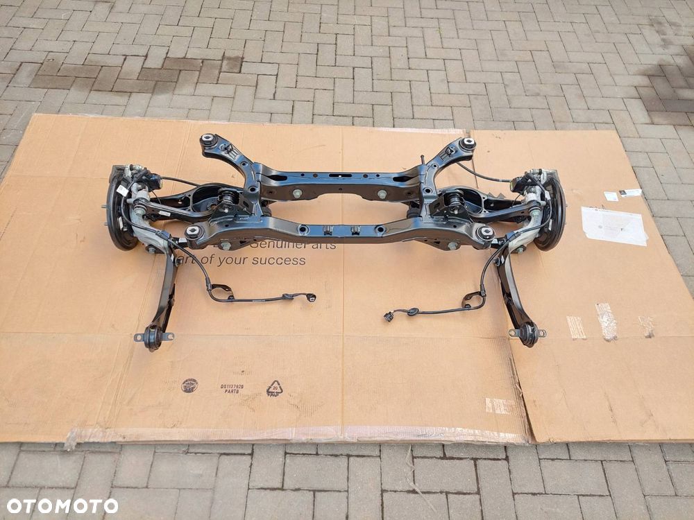 KIA NIRO II HYBRYDA 2023-2028 Cwiartka, dach, dupa, tyl, blotnik - 15
