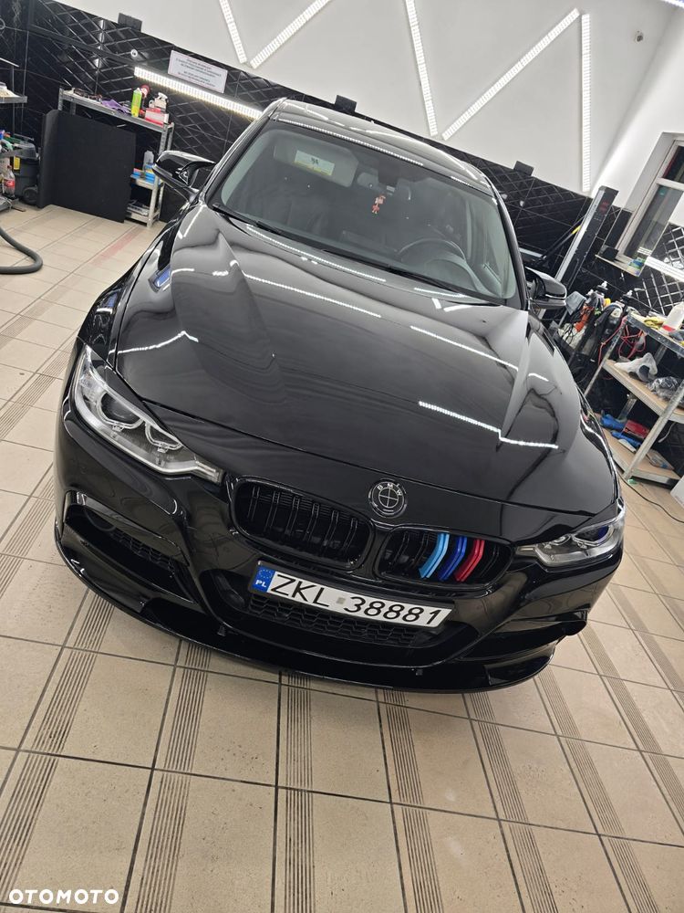 BMW Seria 3 328i xDrive Sport-Aut Luxury Line - 40