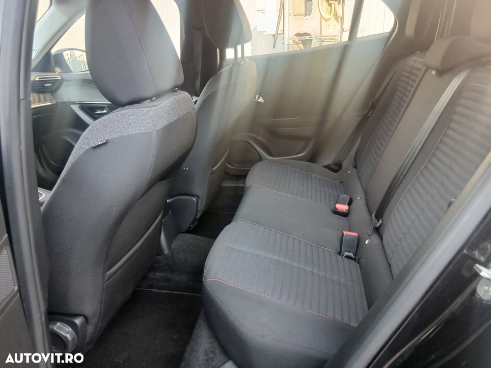 Peugeot 2008 PureTech 100 Active - 17