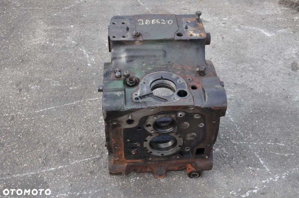 OBUDOWA MOSTU JOHN DEERE 6620 L115484 L115485 - 4