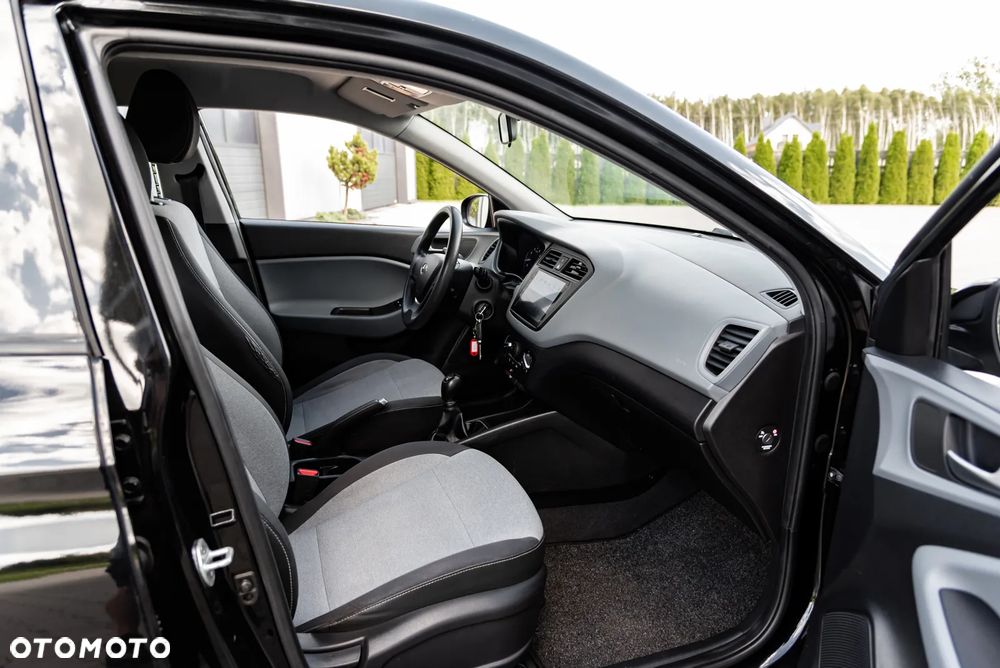 Hyundai i20 1.2 Select - 22