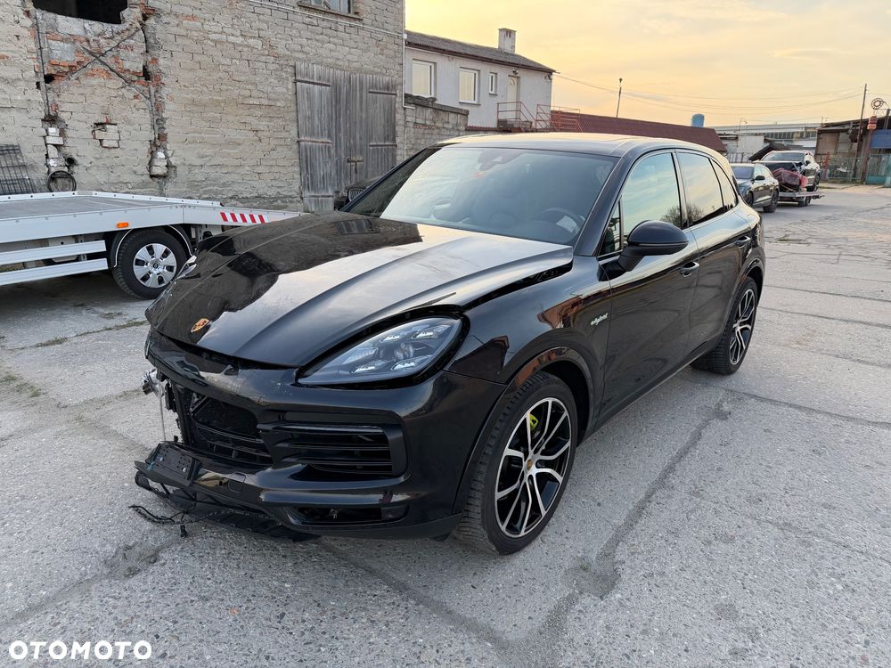 Porsche Cayenne E-Hybrid Tiptronic S Platinum Edition - 10