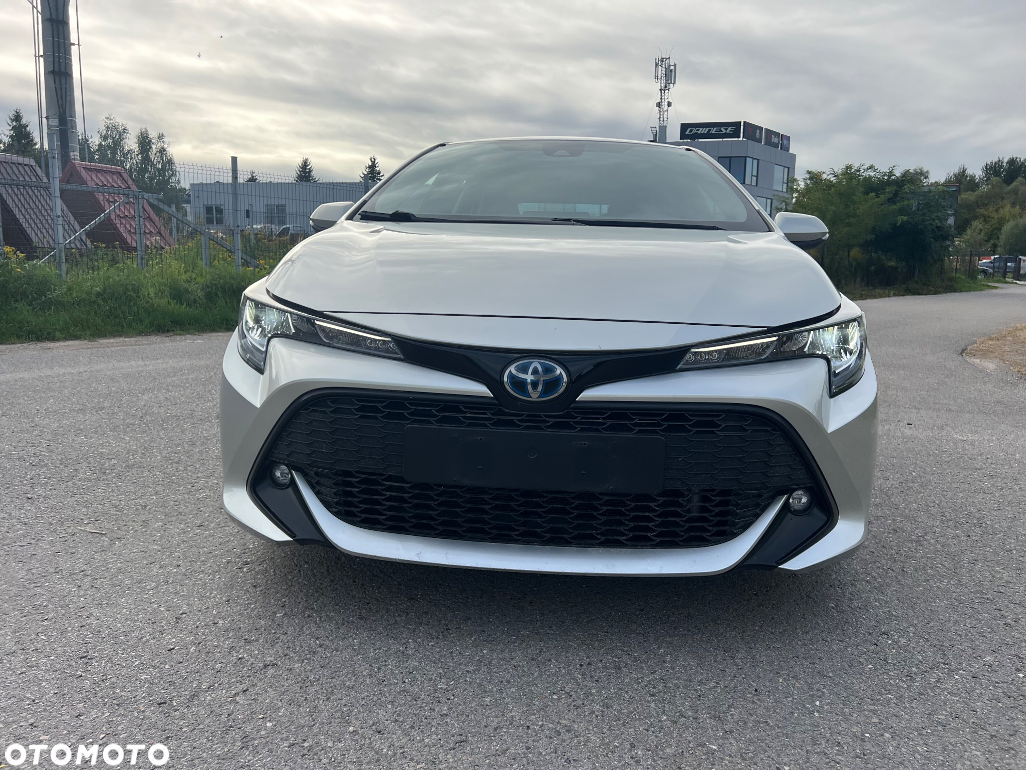 Toyota Corolla 1.8 Hybrid - 3