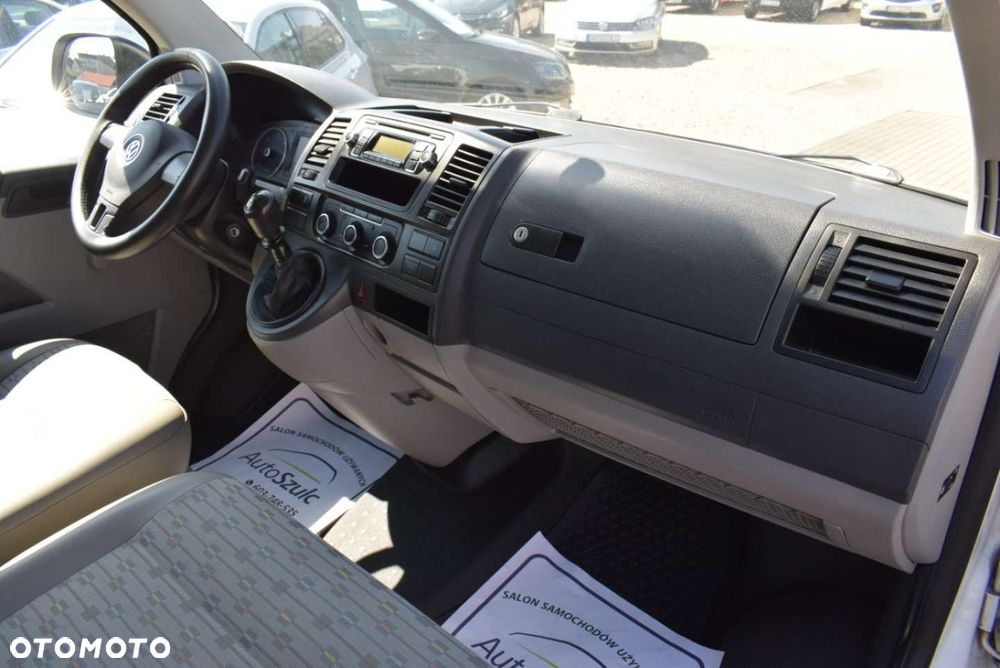 Volkswagen Transporter T5 - 20