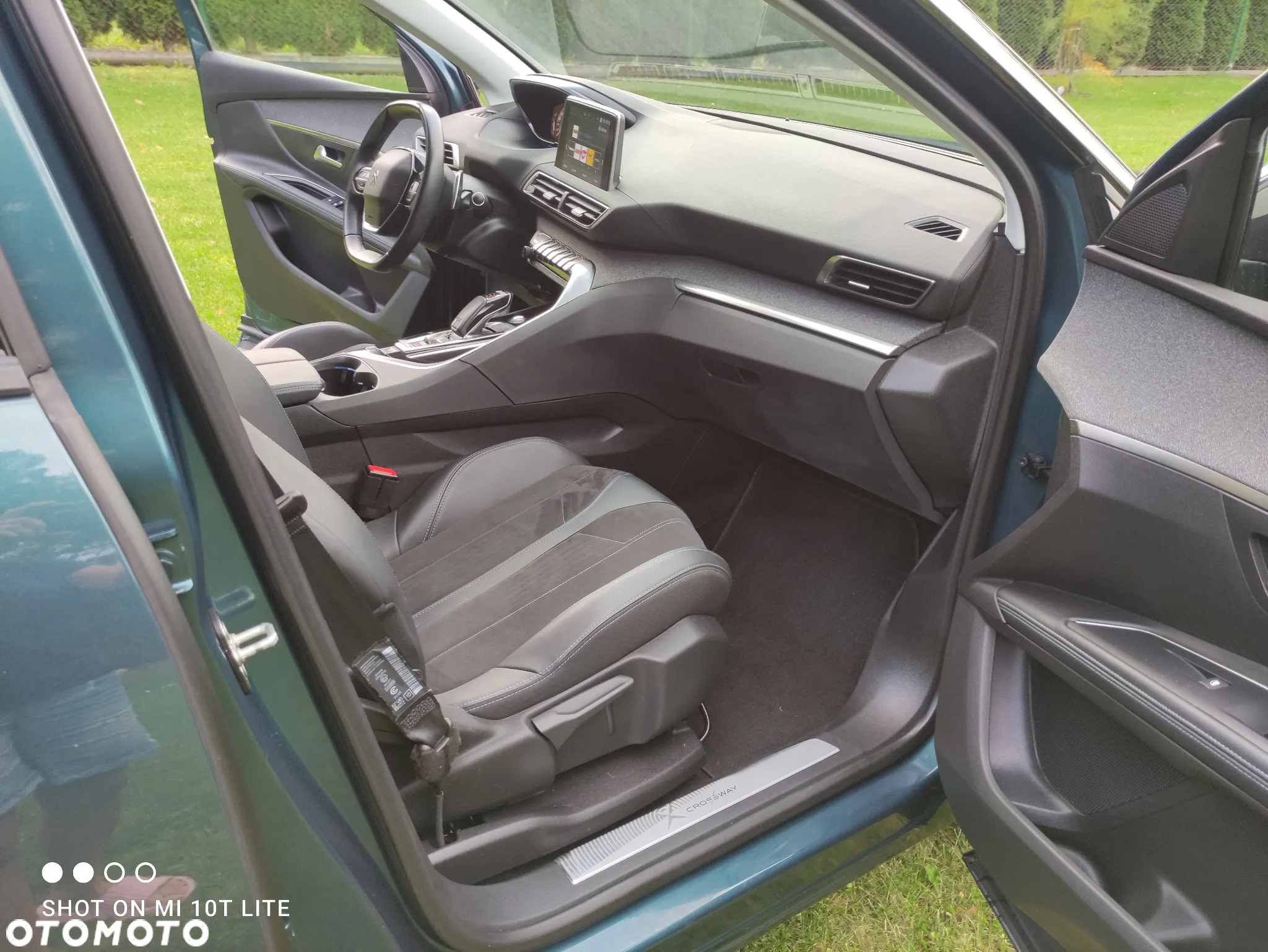 Peugeot 5008 PureTech 180 EAT8 Stop & Start Crossway - 27