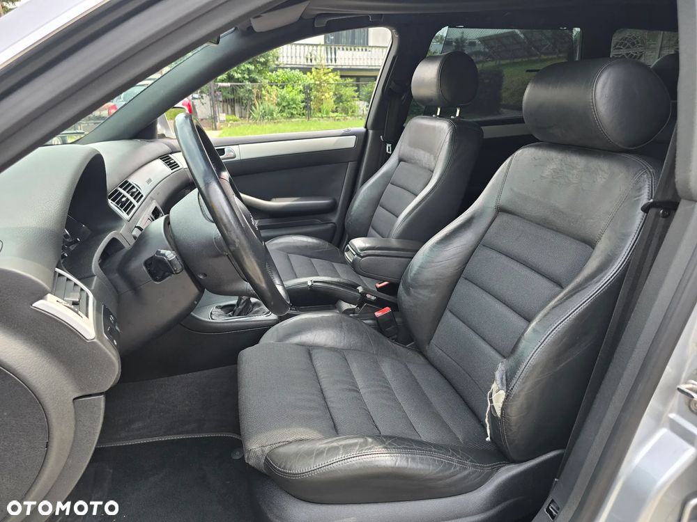Audi A6 Avant 2.7 T quattro - 13