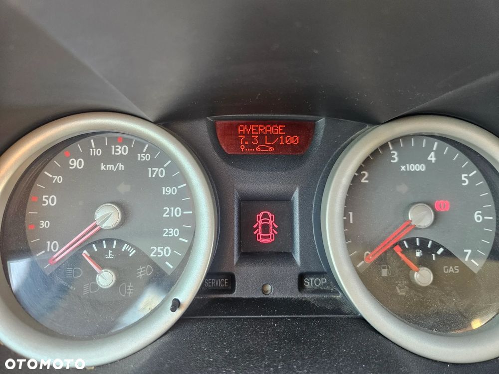 Renault Megane 1.4 Confort Authentique - 11