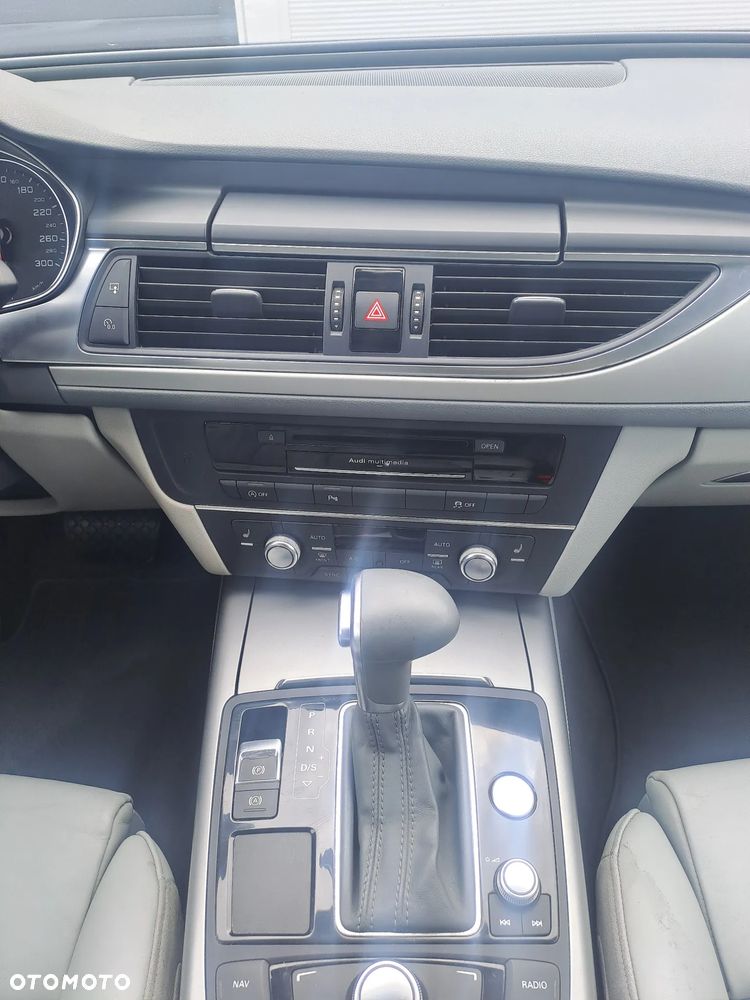 Audi A6 Avant 2.0 TDI Ultra DPF S tronic - 17