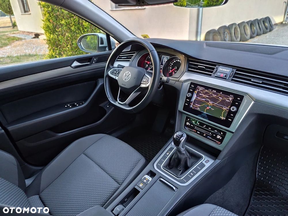 Volkswagen Passat 2.0 TDI EVO Business - 11
