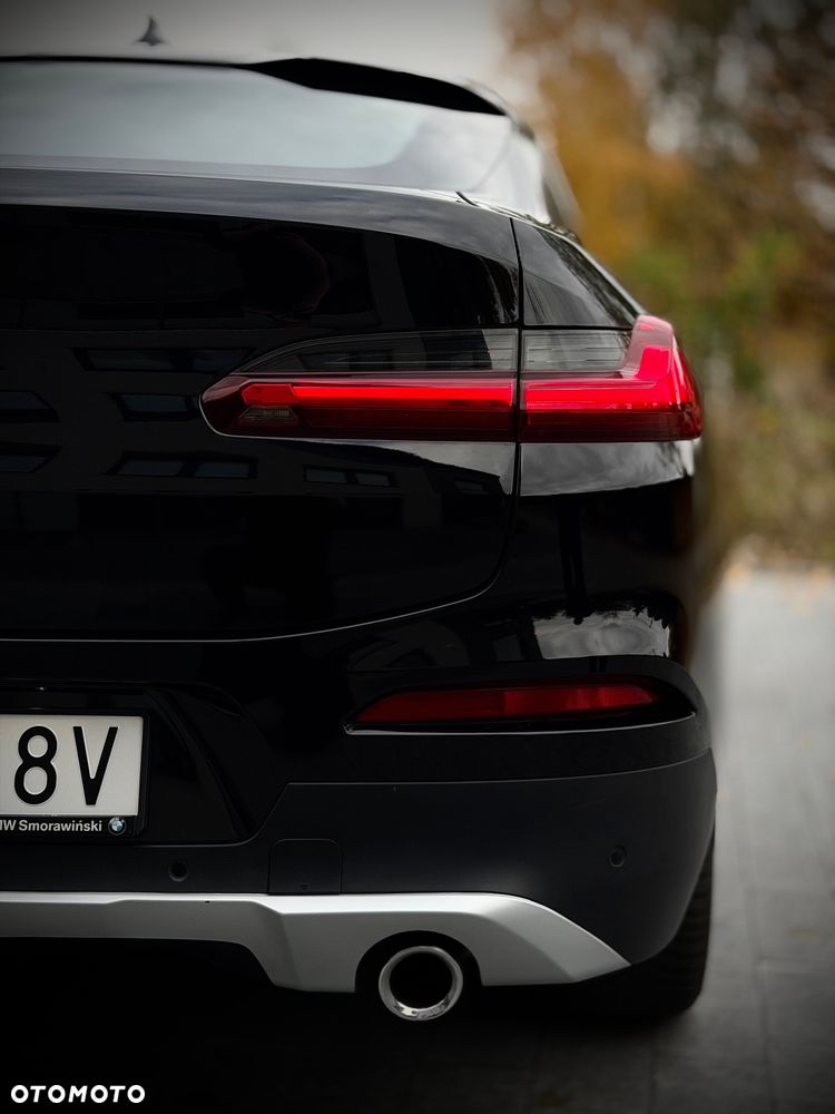 BMW X4 - 11