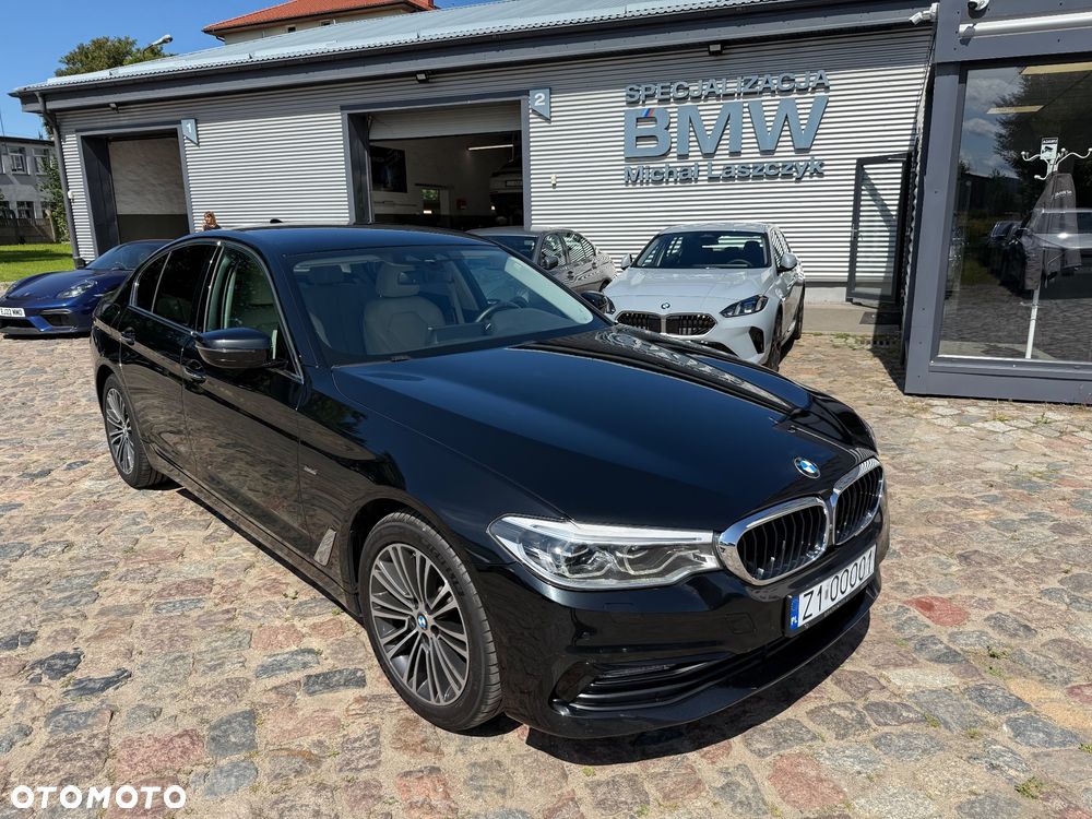 BMW Seria 5 520d xDrive Luxury Line sport - 1