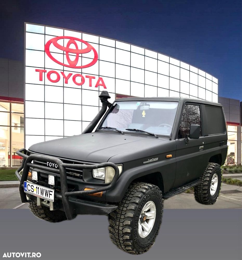 Toyota Land Cruiser - 2