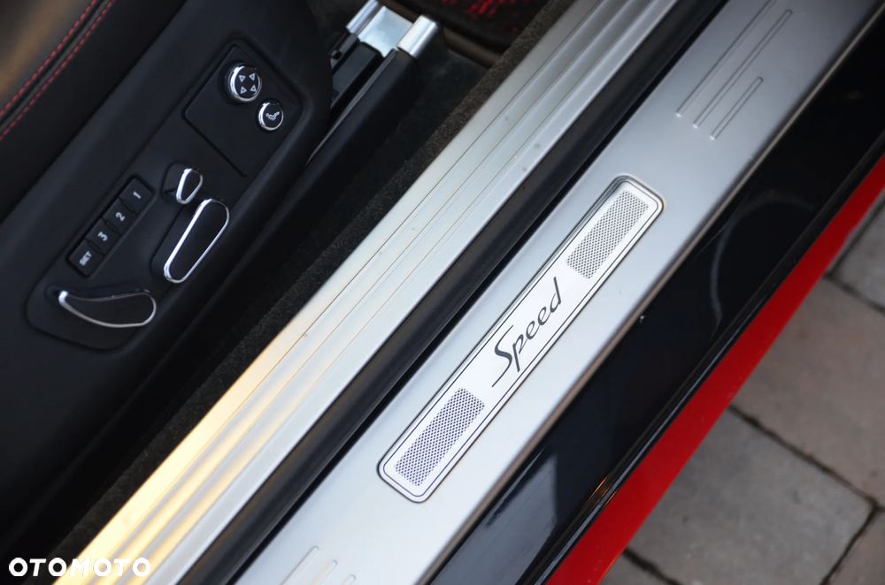 Bentley Continental GT Speed Convertible - 26
