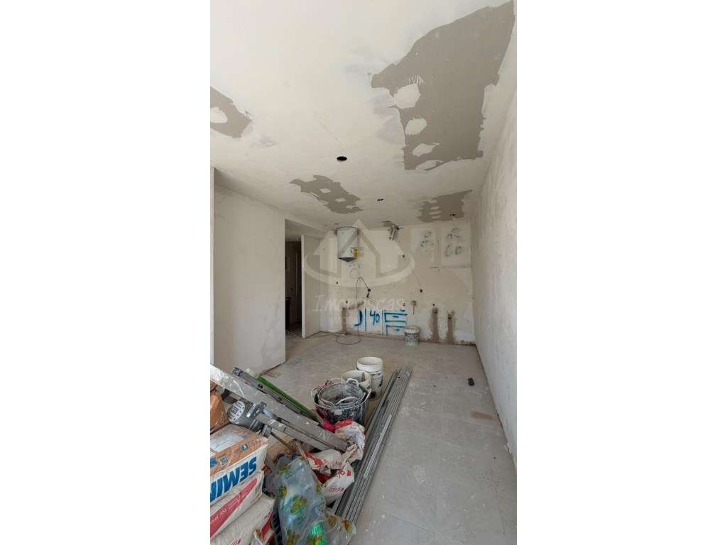 Apartamento T2+1 totalmente remodelado, em Odivelas - Grande imagem: 3/16