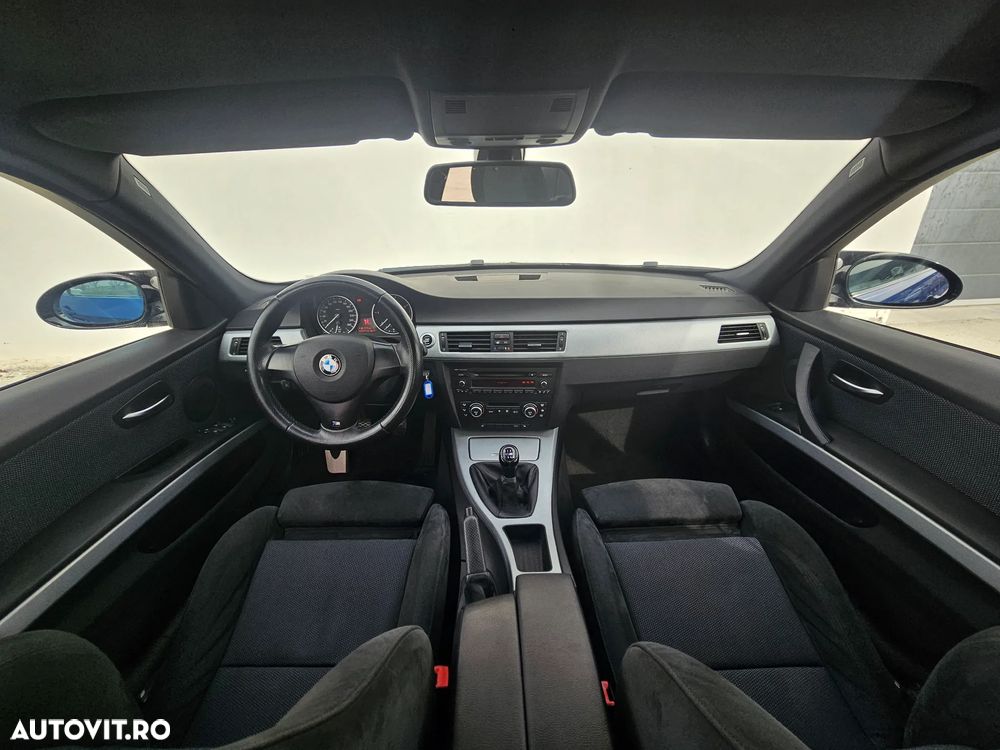 BMW Seria 3 318d DPF Edition Sport - 20