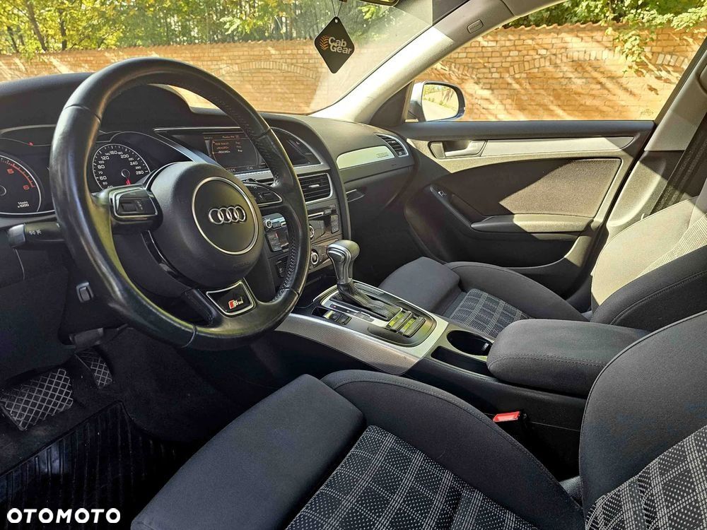 Audi A4 Avant 2.0 TDI Quattro S tronic - 15