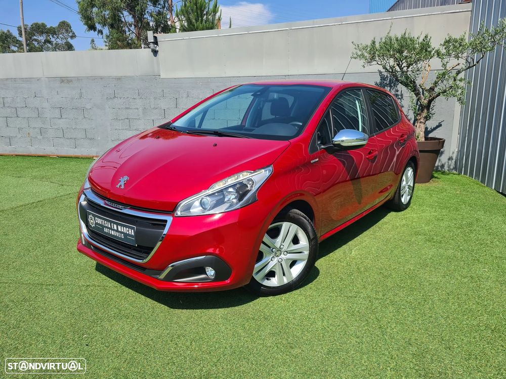 Peugeot 208 1.2 VTi SE Style - 1