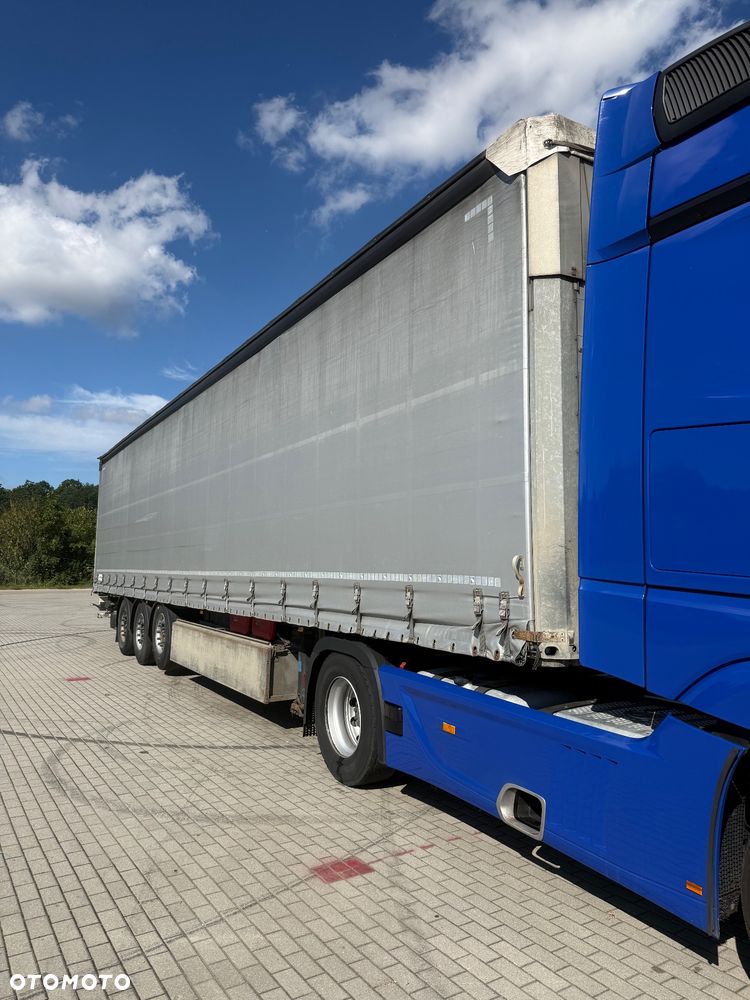 Schmitz Cargobull - 2