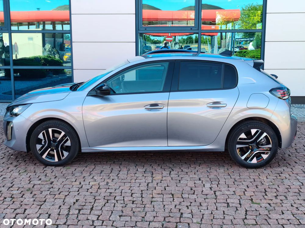 Peugeot 208 1.2 T Allure S&S - 11