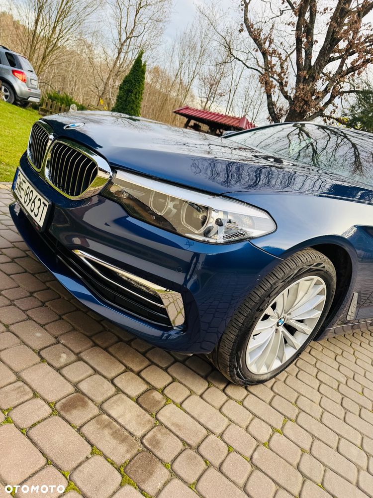 BMW Seria 5 520d xDrive Luxury Line - 2