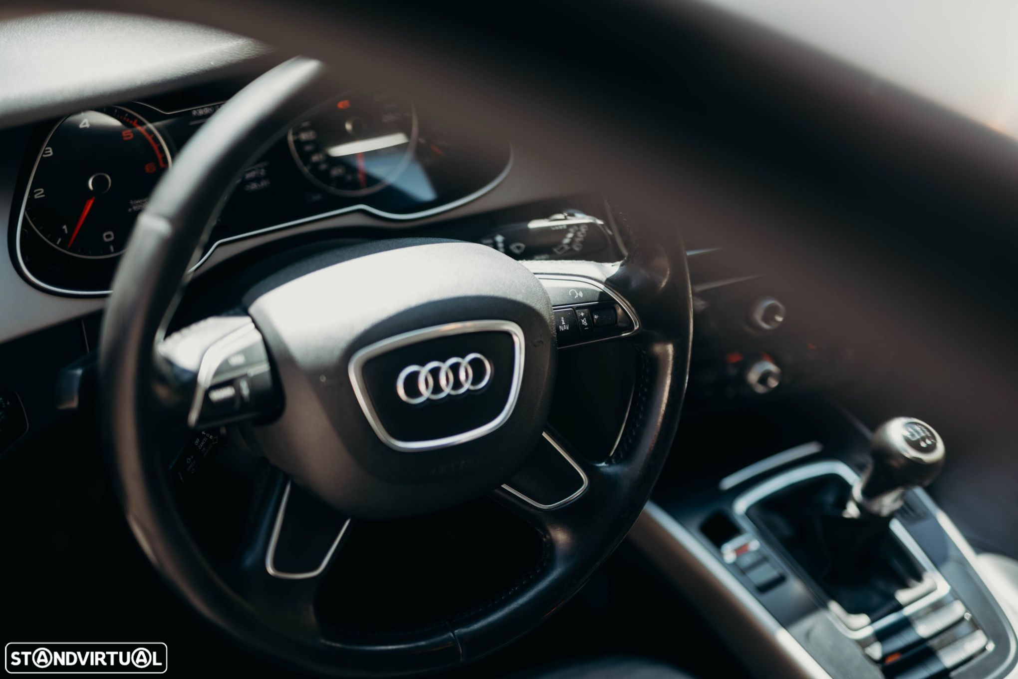 Audi A4 Avant 2.0 TDI Business Line Advance - 25